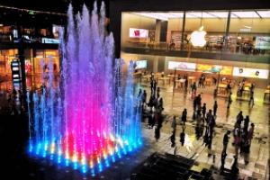 欧塞尔继续领跑积分榜，继续保持不败